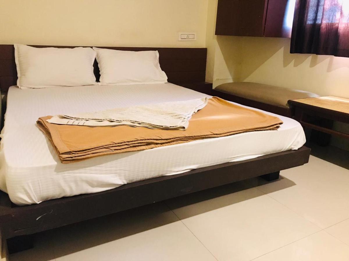 Staymaker Bright Palace Residency Shimoga Luaran gambar